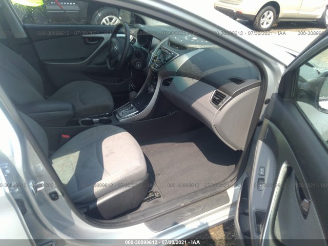 Photo 4 VIN: 5NPDH4AE0DH238340 - HYUNDAI ELANTRA 