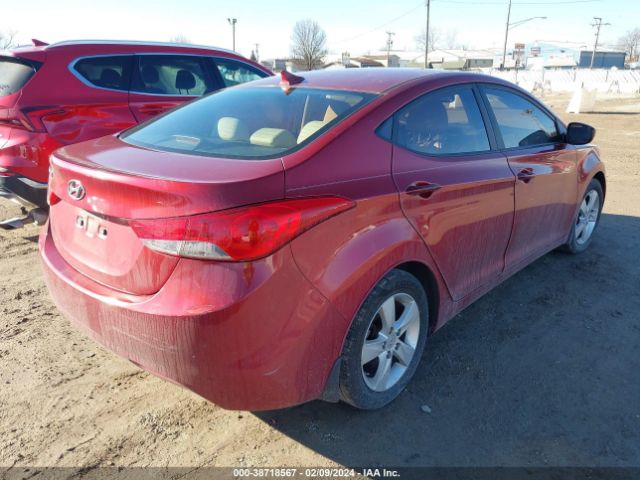 Photo 3 VIN: 5NPDH4AE0DH257504 - HYUNDAI ELANTRA 