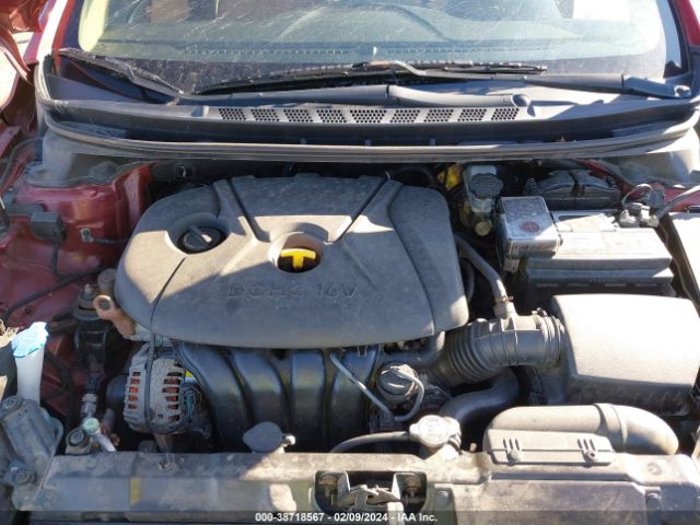 Photo 9 VIN: 5NPDH4AE0DH257504 - HYUNDAI ELANTRA 