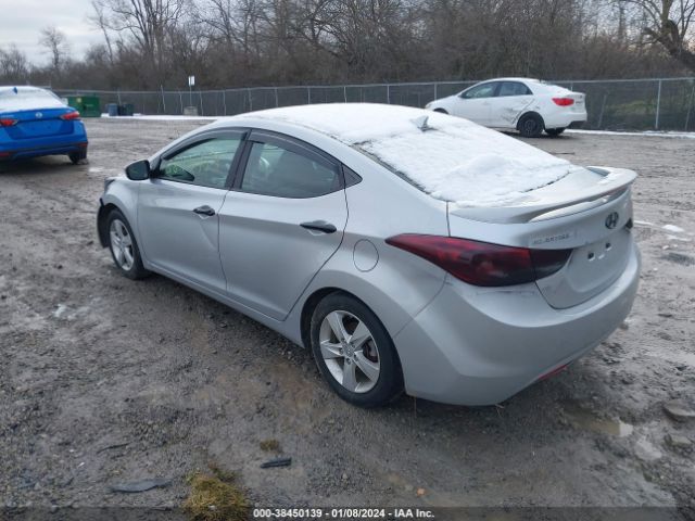 Photo 2 VIN: 5NPDH4AE0DH274724 - HYUNDAI ELANTRA 