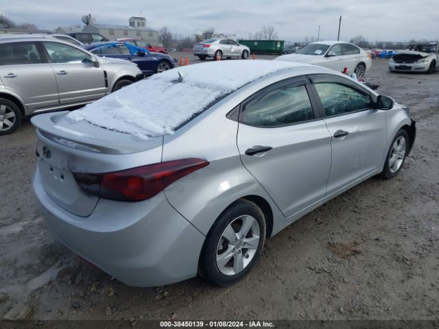 Photo 3 VIN: 5NPDH4AE0DH274724 - HYUNDAI ELANTRA 