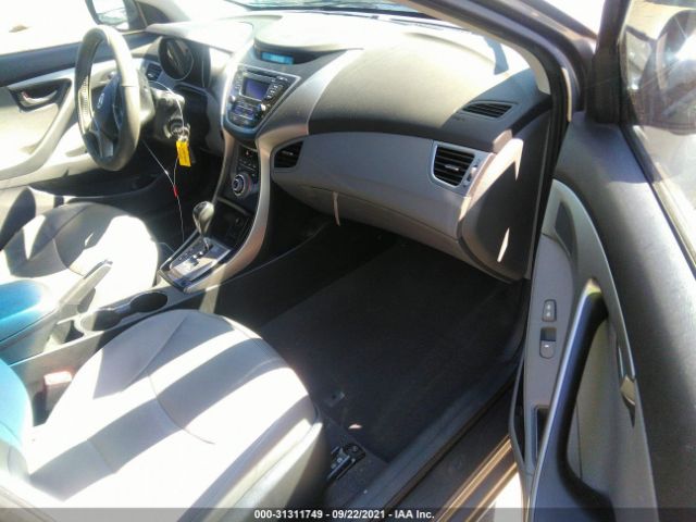 Photo 4 VIN: 5NPDH4AE0DH280359 - HYUNDAI ELANTRA 