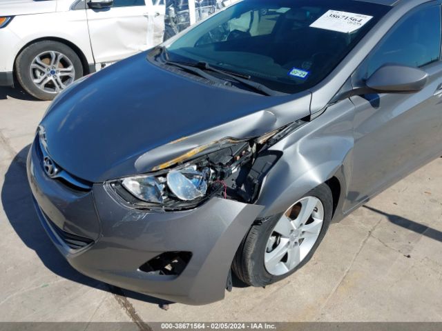 Photo 5 VIN: 5NPDH4AE0DH282161 - HYUNDAI ELANTRA 