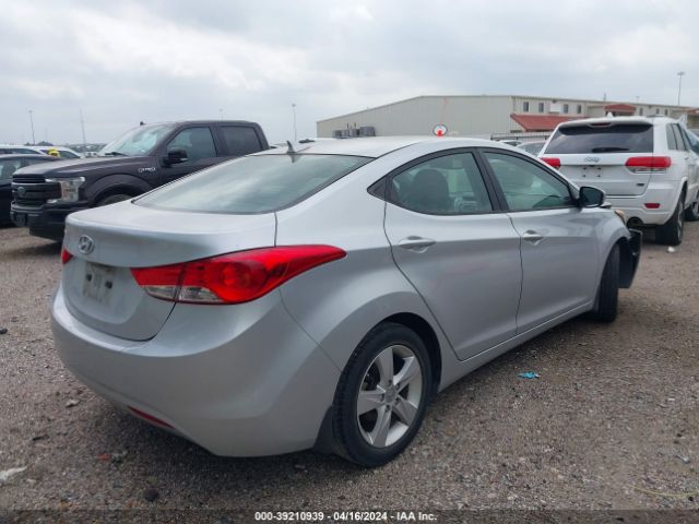 Photo 3 VIN: 5NPDH4AE0DH283603 - HYUNDAI ELANTRA 