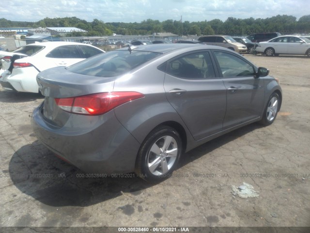 Photo 3 VIN: 5NPDH4AE0DH303364 - HYUNDAI ELANTRA 