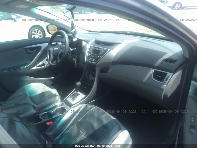 Photo 4 VIN: 5NPDH4AE0DH303364 - HYUNDAI ELANTRA 