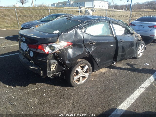 Photo 3 VIN: 5NPDH4AE0DH315644 - HYUNDAI ELANTRA 