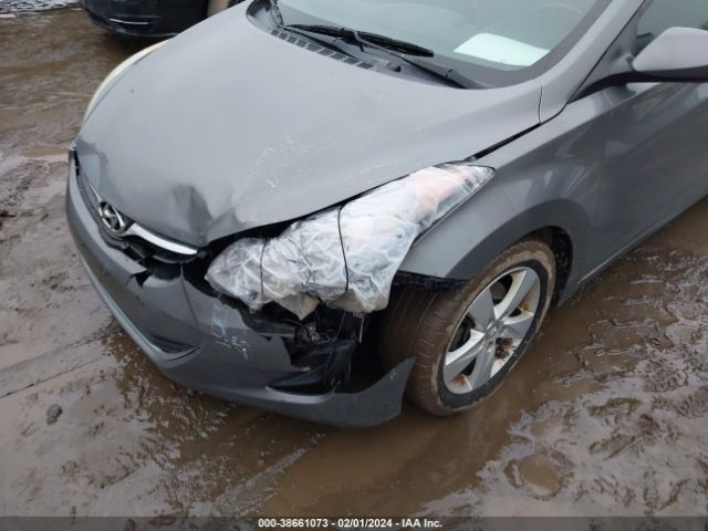 Photo 5 VIN: 5NPDH4AE0DH320360 - HYUNDAI ELANTRA 