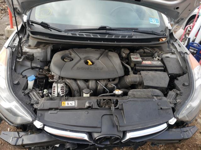 Photo 6 VIN: 5NPDH4AE0DH322321 - HYUNDAI ELANTRA GL 