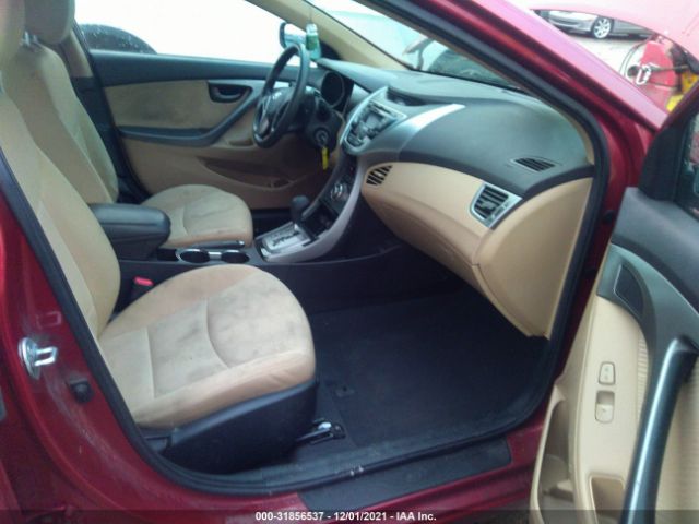 Photo 4 VIN: 5NPDH4AE0DH325185 - HYUNDAI ELANTRA 