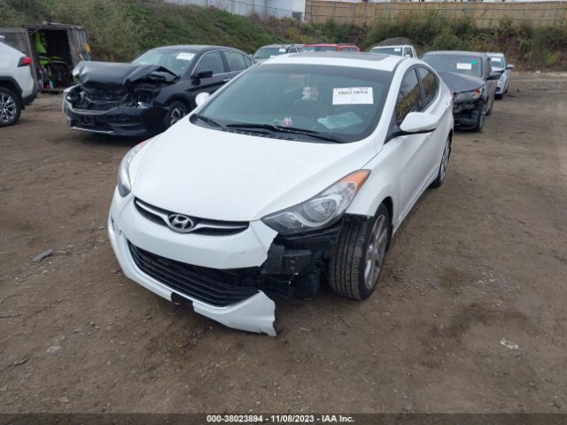 Photo 5 VIN: 5NPDH4AE0DH331925 - HYUNDAI ELANTRA 