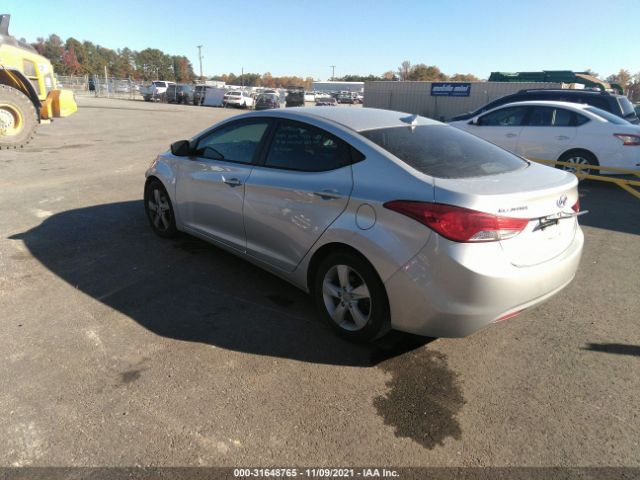 Photo 2 VIN: 5NPDH4AE0DH335697 - HYUNDAI ELANTRA 