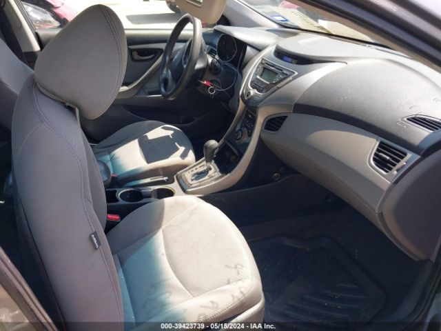 Photo 4 VIN: 5NPDH4AE0DH335778 - HYUNDAI ELANTRA 