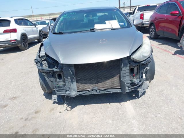 Photo 5 VIN: 5NPDH4AE0DH335778 - HYUNDAI ELANTRA 