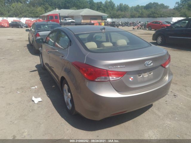 Photo 2 VIN: 5NPDH4AE0DH338955 - HYUNDAI ELANTRA 