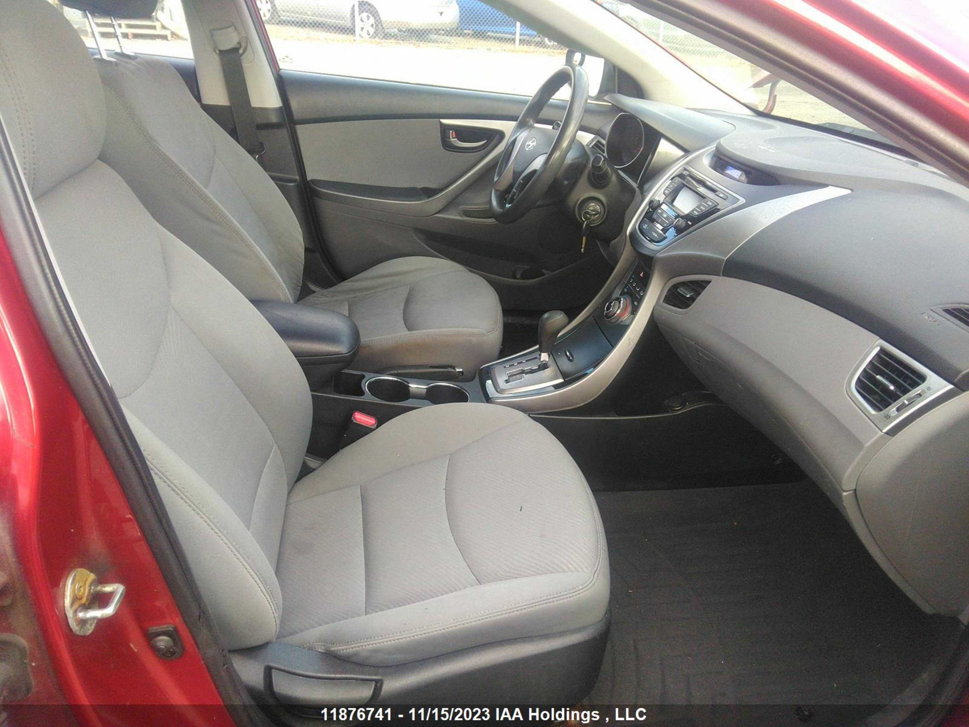 Photo 4 VIN: 5NPDH4AE0DH346375 - HYUNDAI ELANTRA 