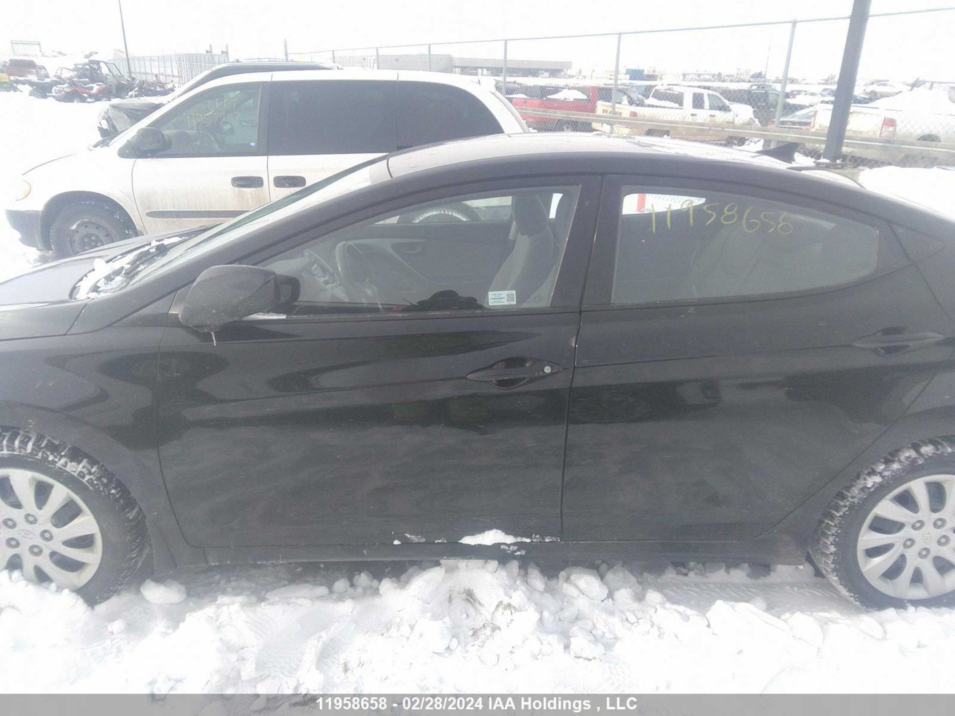 Photo 13 VIN: 5NPDH4AE0DH349048 - HYUNDAI ELANTRA 