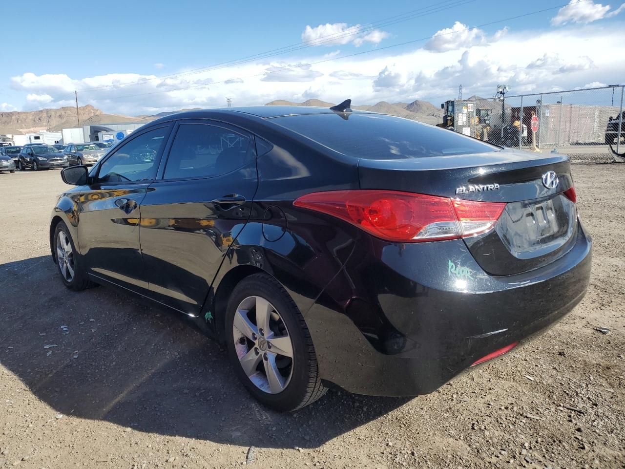 Photo 1 VIN: 5NPDH4AE0DH356789 - HYUNDAI ELANTRA 