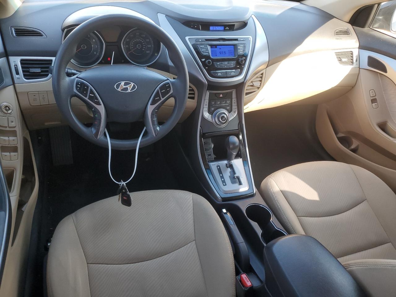 Photo 7 VIN: 5NPDH4AE0DH356789 - HYUNDAI ELANTRA 