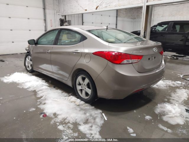 Photo 2 VIN: 5NPDH4AE0DH372703 - HYUNDAI ELANTRA 