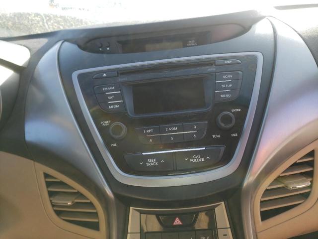 Photo 8 VIN: 5NPDH4AE0DH372717 - HYUNDAI ELANTRA GL 