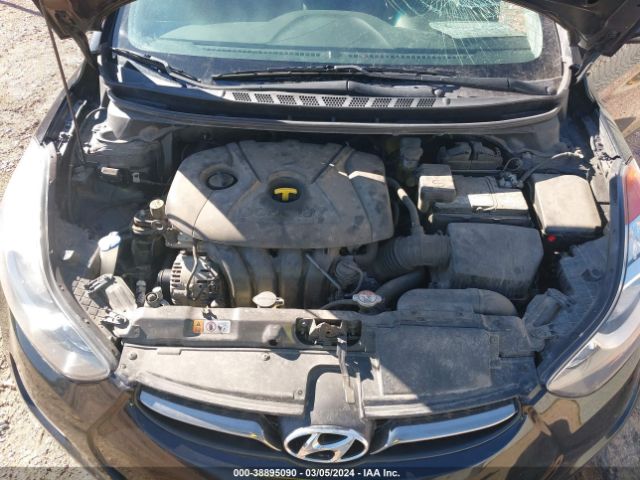 Photo 9 VIN: 5NPDH4AE0DH374239 - HYUNDAI ELANTRA 