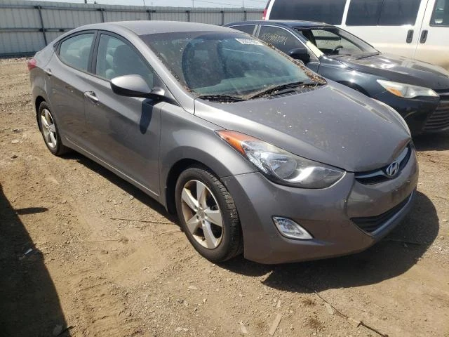 Photo 3 VIN: 5NPDH4AE0DH374743 - HYUNDAI ELANTRA GL 