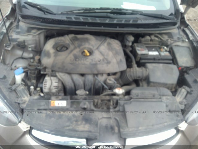 Photo 9 VIN: 5NPDH4AE0DH379554 - HYUNDAI ELANTRA 