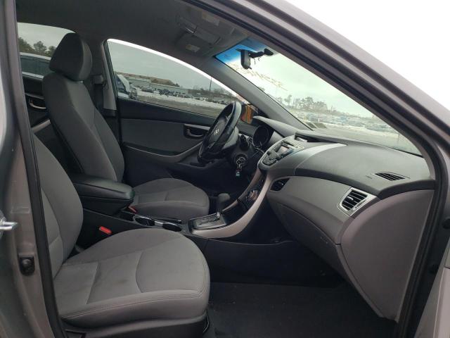 Photo 4 VIN: 5NPDH4AE0DH381885 - HYUNDAI ELANTRA 