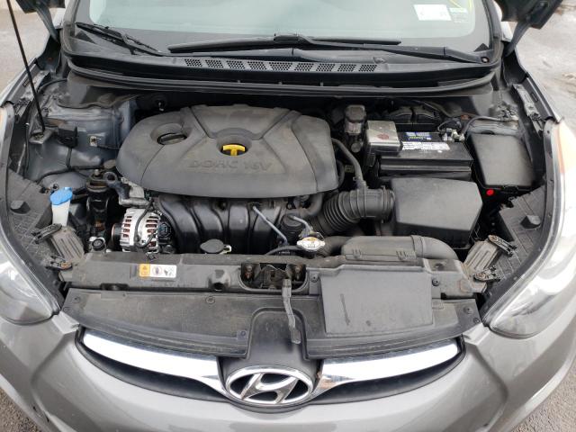 Photo 6 VIN: 5NPDH4AE0DH381885 - HYUNDAI ELANTRA 