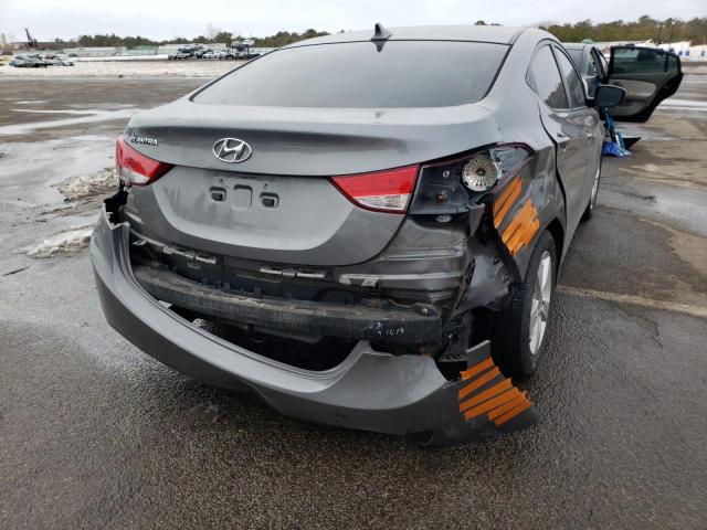 Photo 8 VIN: 5NPDH4AE0DH381885 - HYUNDAI ELANTRA 