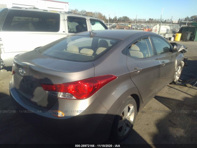 Photo 3 VIN: 5NPDH4AE0DH383698 - HYUNDAI ELANTRA 