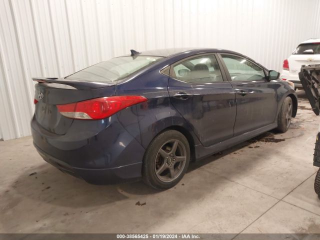 Photo 3 VIN: 5NPDH4AE0DH384530 - HYUNDAI ELANTRA 