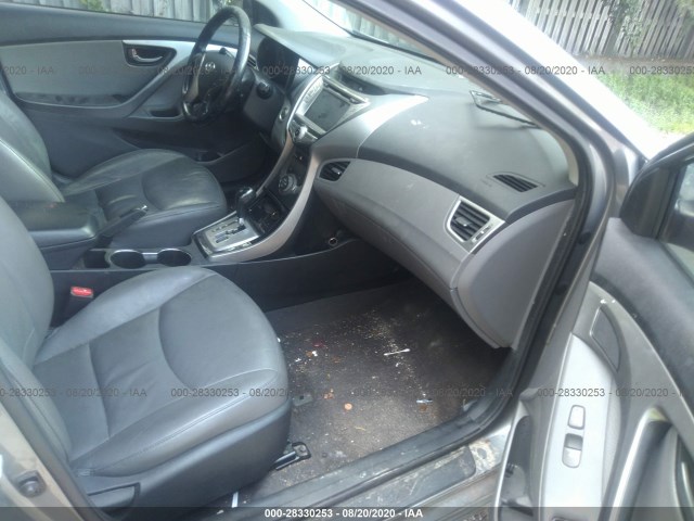 Photo 4 VIN: 5NPDH4AE0DH385399 - HYUNDAI ELANTRA 