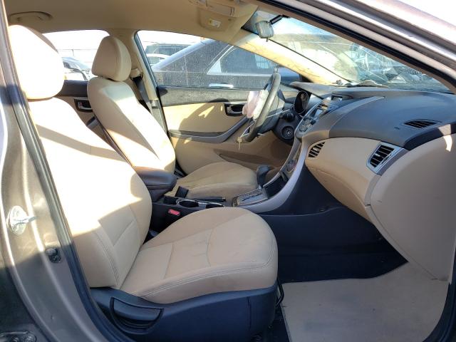 Photo 4 VIN: 5NPDH4AE0DH389310 - HYUNDAI ELANTRA GL 