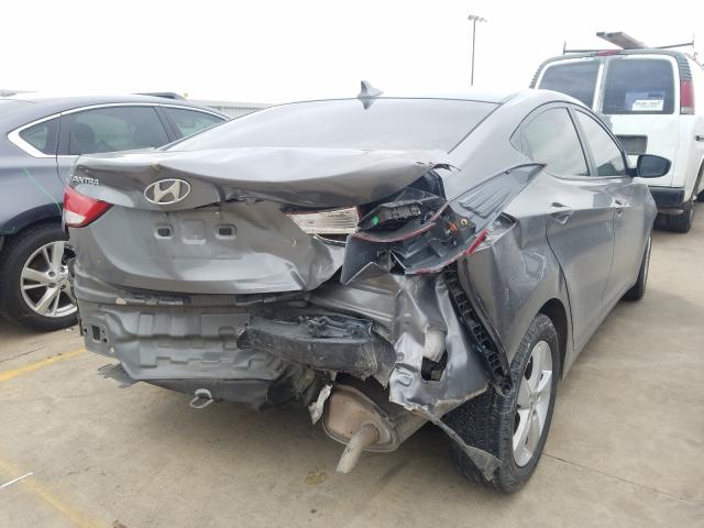 Photo 3 VIN: 5NPDH4AE0DH389498 - HYUNDAI ELANTRA GL 