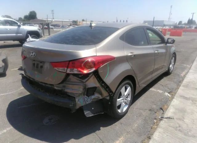 Photo 3 VIN: 5NPDH4AE0DH402105 - HYUNDAI ELANTRA 