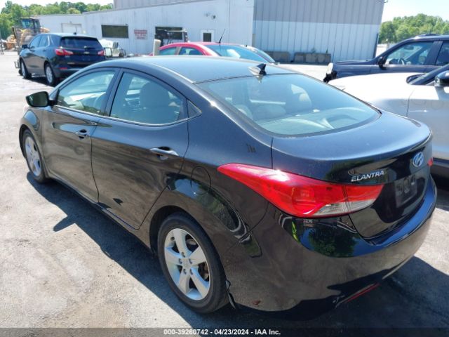 Photo 2 VIN: 5NPDH4AE0DH423410 - HYUNDAI ELANTRA 