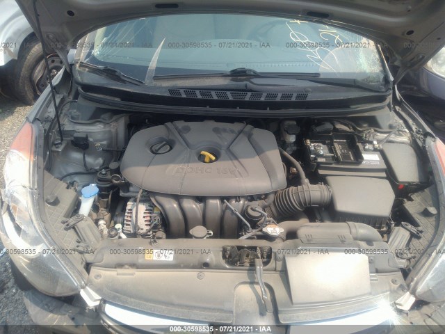 Photo 9 VIN: 5NPDH4AE0DH424380 - HYUNDAI ELANTRA 