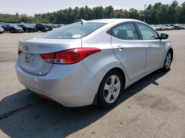 Photo 3 VIN: 5NPDH4AE0DH444306 - HYUNDAI ELANTRA GL 