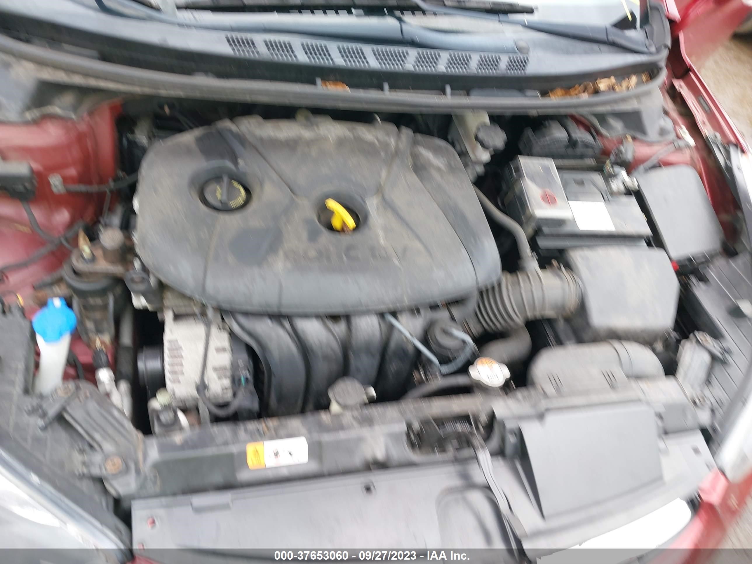 Photo 9 VIN: 5NPDH4AE0DH447397 - HYUNDAI ELANTRA 