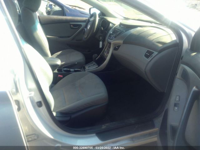 Photo 4 VIN: 5NPDH4AE0DH448744 - HYUNDAI ELANTRA 