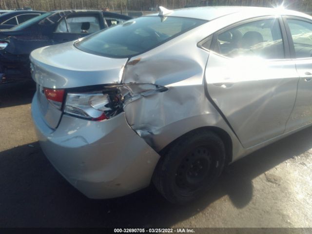 Photo 5 VIN: 5NPDH4AE0DH448744 - HYUNDAI ELANTRA 