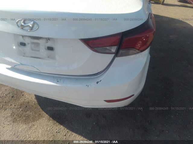 Photo 5 VIN: 5NPDH4AE0EH463973 - HYUNDAI ELANTRA 