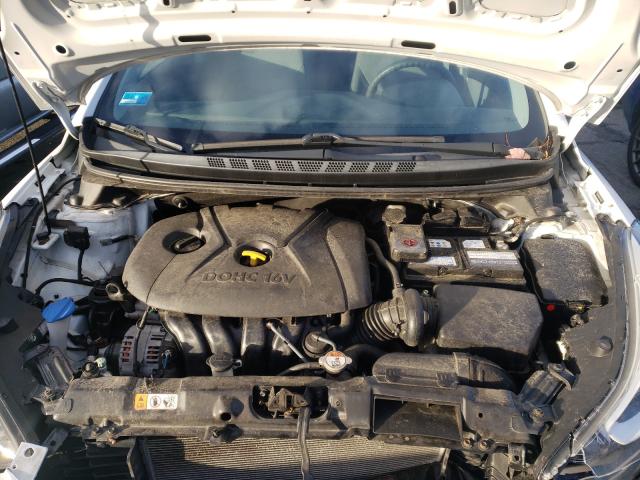 Photo 6 VIN: 5NPDH4AE0EH465013 - HYUNDAI ELANTRA 