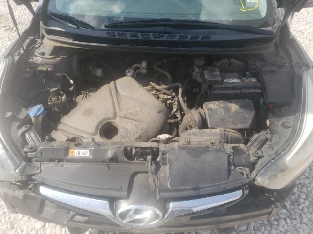 Photo 6 VIN: 5NPDH4AE0EH465500 - HYUNDAI ELANTRA SE 