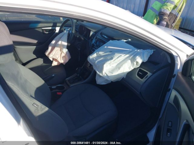 Photo 4 VIN: 5NPDH4AE0EH481793 - HYUNDAI ELANTRA 