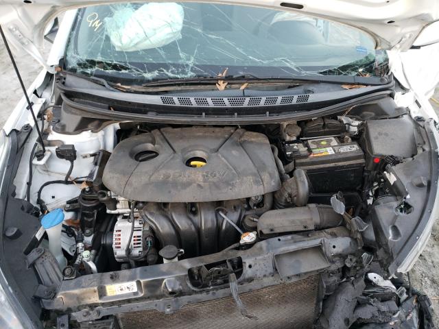 Photo 6 VIN: 5NPDH4AE0EH524030 - HYUNDAI ELANTRA 