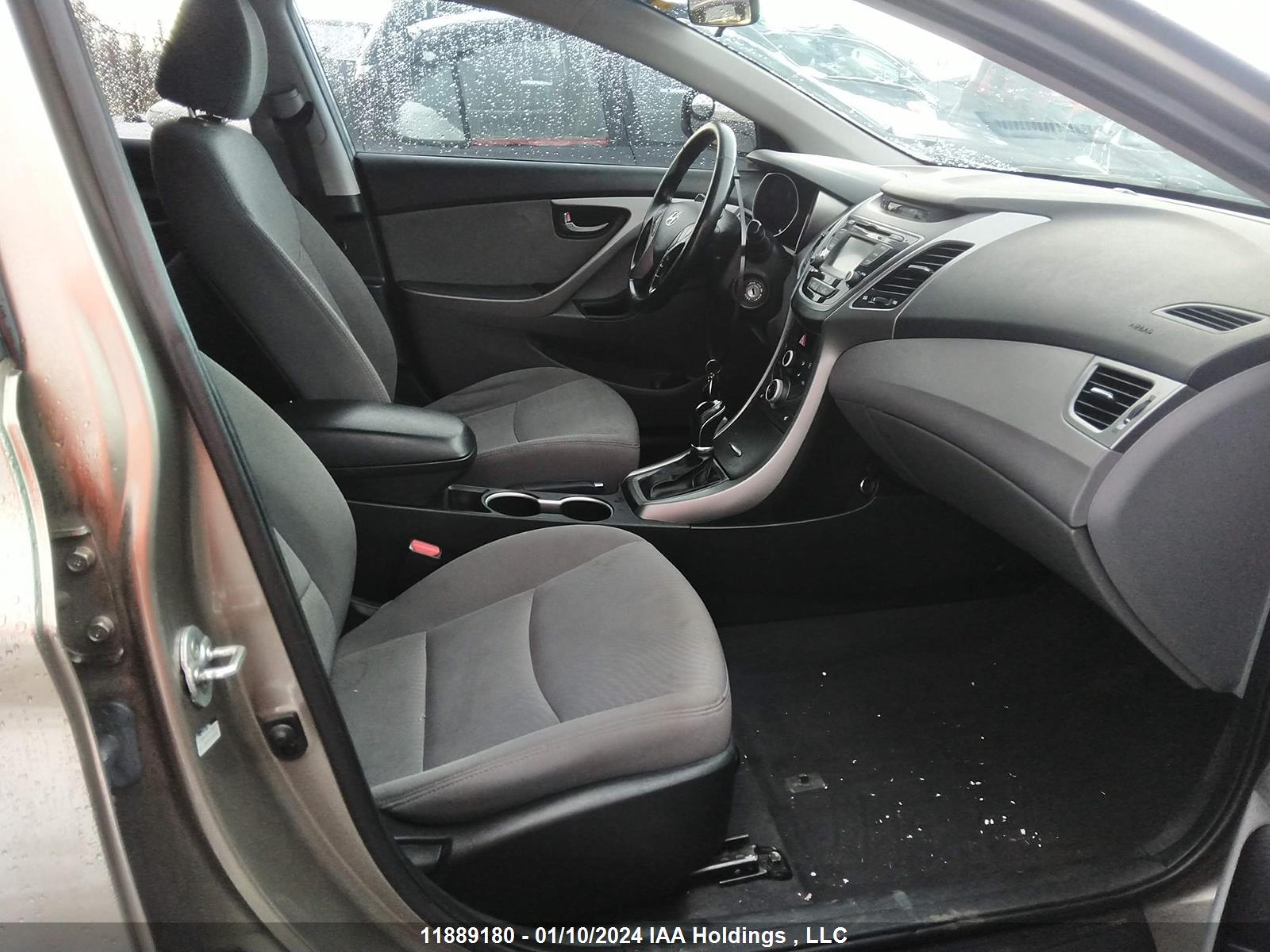 Photo 4 VIN: 5NPDH4AE0EH535061 - HYUNDAI ELANTRA 