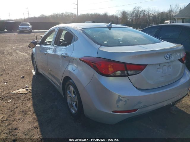 Photo 2 VIN: 5NPDH4AE0FH554372 - HYUNDAI ELANTRA 